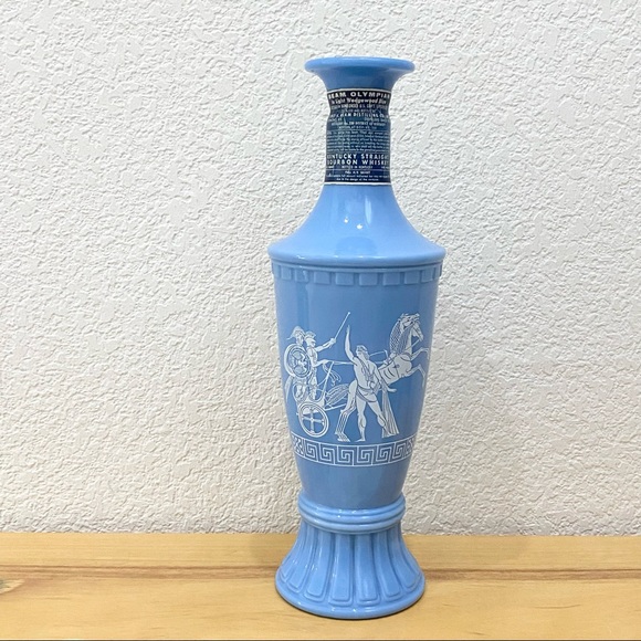 Vintage 1960’s Jim Beam Greek Roman Style Blue Milk glass Decanter NO LID - Picture 7 of 12